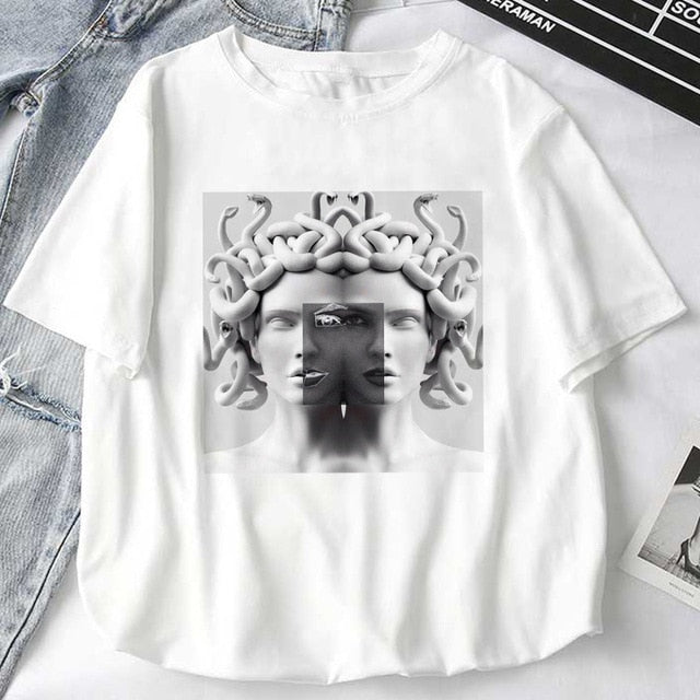 Women T-Shirts Mythology Story Medusa's Head Will Life Men Into A Stone Tops Female T-Shirt Harajuku Funny Woman Tshirt Clothes