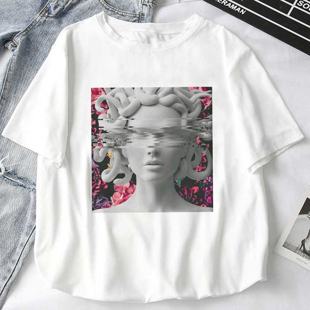 Women T-Shirts Mythology Story Medusa's Head Will Life Men Into A Stone Tops Female T-Shirt Harajuku Funny Woman Tshirt Clothes