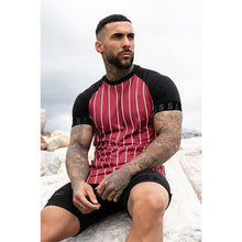 2020 new brand men's stylish cool T-shirt, men's casual style striped hip-hop short sleeve street element printed top, wholesale