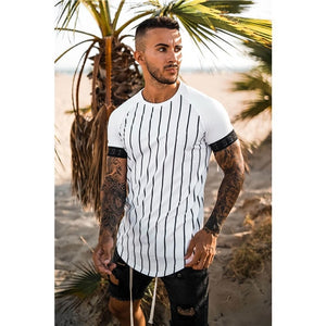 2020 new brand men's stylish cool T-shirt, men's casual style striped hip-hop short sleeve street element printed top, wholesale