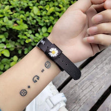 2PCS Daisy Strap Bracelets for Girls Boys Rainbow Wristband Women's Bracelet Cotton Linen Adjustable Charm Straps Couple Jewelry