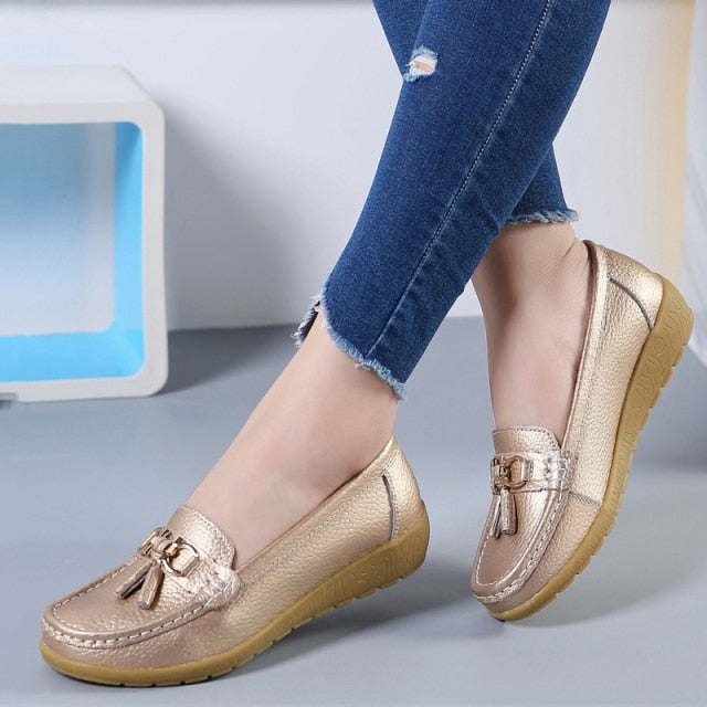 Women Flats Shoes Cut Out Leather Breathable Moccasins Women Boat Shoes Ballerina Ladies Casual Shoes Sneakers Women Nurse Shoe