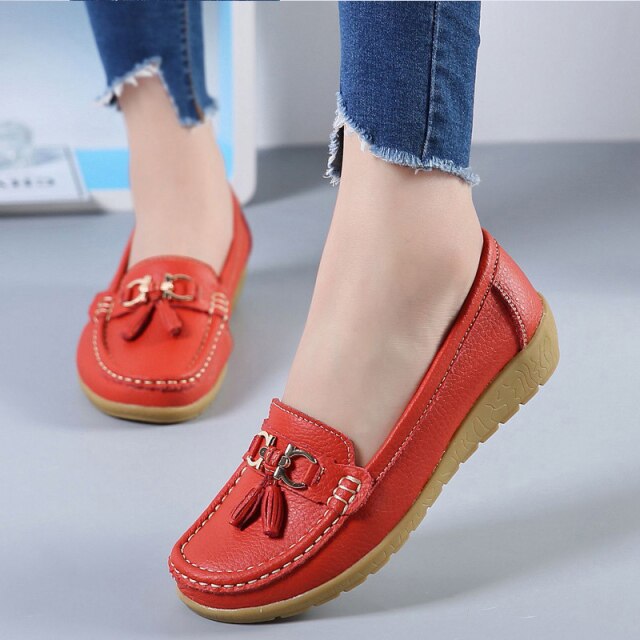 Women Flats Shoes Cut Out Leather Breathable Moccasins Women Boat Shoes Ballerina Ladies Casual Shoes Sneakers Women Nurse Shoe