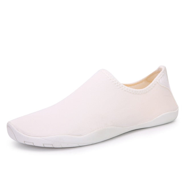 2021Summer Solid Color Unisex Sneakers Fashionable sandals Swimming Shoes Quick-Drying Aqua Shoes and Children Beach Water Shoes