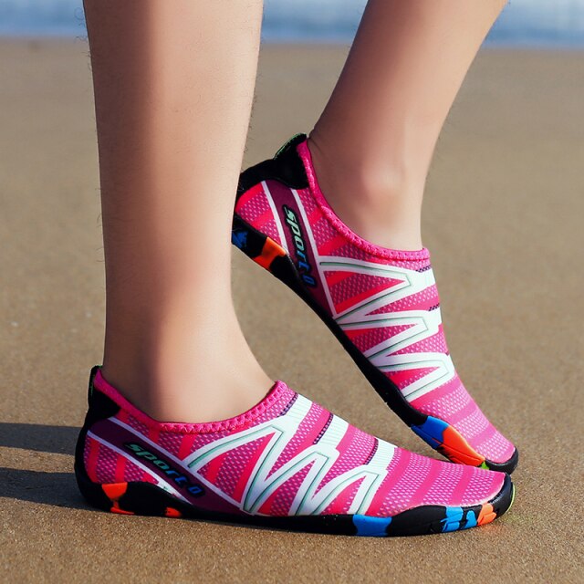 Summer Solid Color Unisex Sneakers Fashionable sandals Swimming Shoes Quick-Drying Aqua Shoes and Children Beach Water Shoes