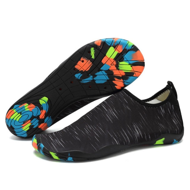 Summer Solid Color Unisex Sneakers Fashionable sandals Swimming Shoes Quick-Drying Aqua Shoes and Children Beach Water Shoes