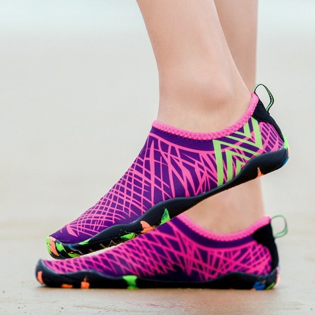 Summer Solid Color Unisex Sneakers Fashionable sandals Swimming Shoes Quick-Drying Aqua Shoes and Children Beach Water Shoes
